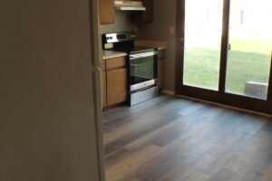 2902 31st, Apt # 5, A Modern Apartment close to Lewis Street, Zion