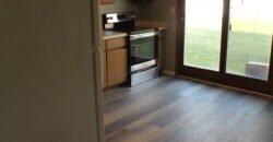 Fully upgraded, Modern Apartment Unit close to Lewis Street