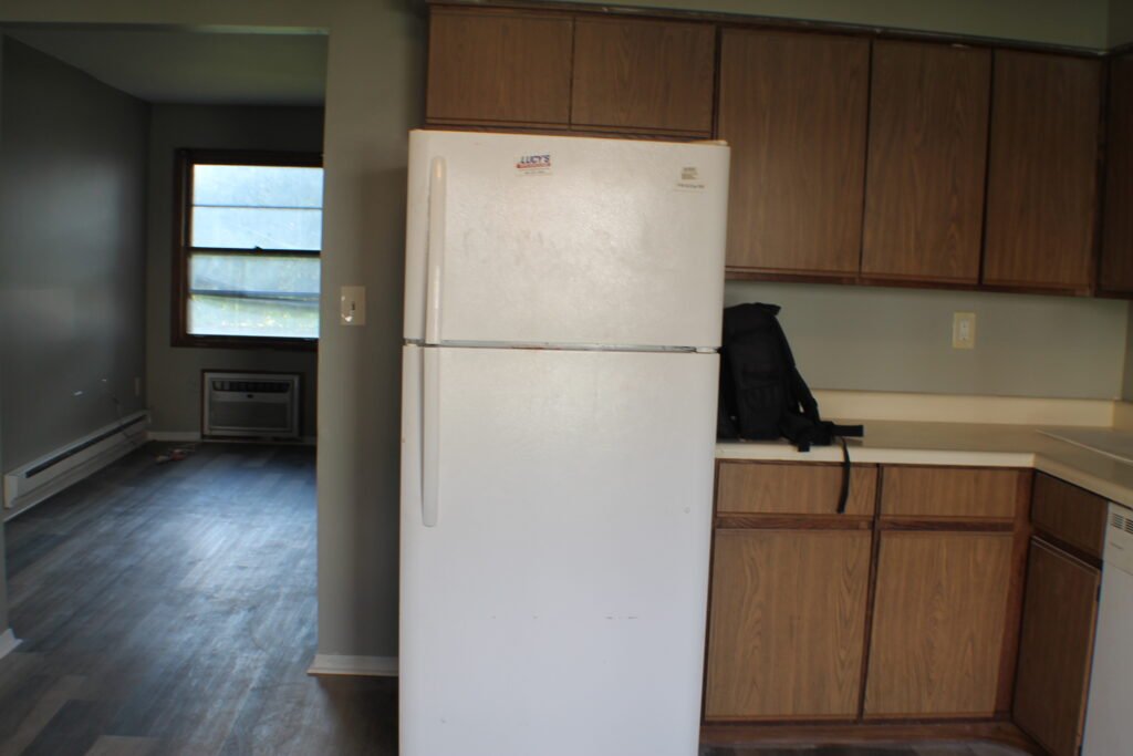 2902 31st, Apt # 5, A Modern Apartment close to Lewis Street, Zion