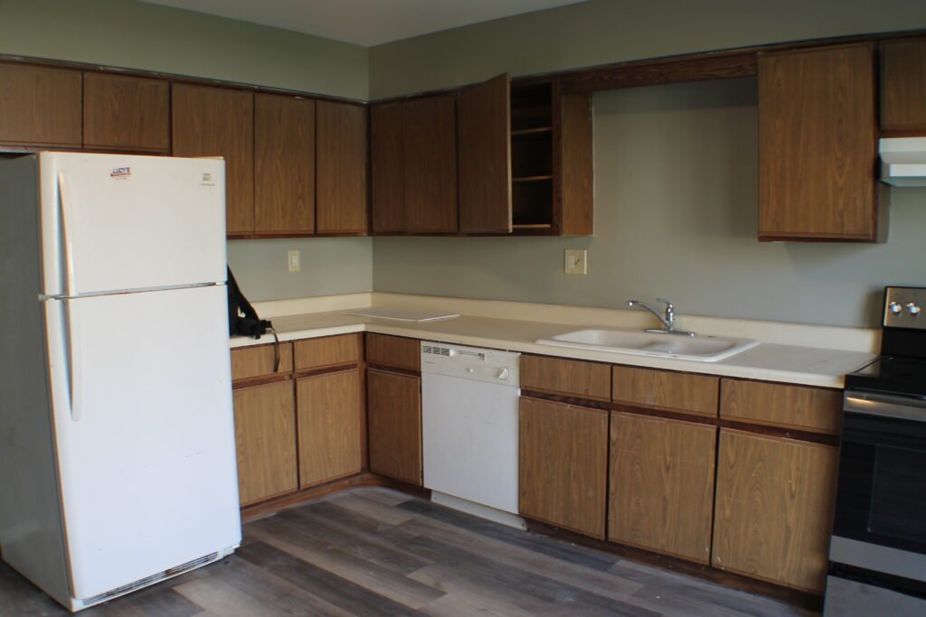 2902 31st, Apt # 5, A Modern Apartment close to Lewis Street, Zion