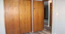 Fully upgraded, Modern Apartment Unit close to Lewis Street